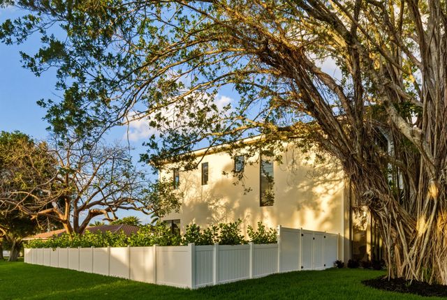 1065 NW 5th Street, Boca Raton, FL 33486