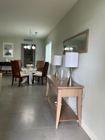 746 Flanders N, Delray Beach, FL 33484