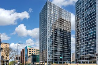 340 W Diversey Parkway 1616, Chicago, IL 60657