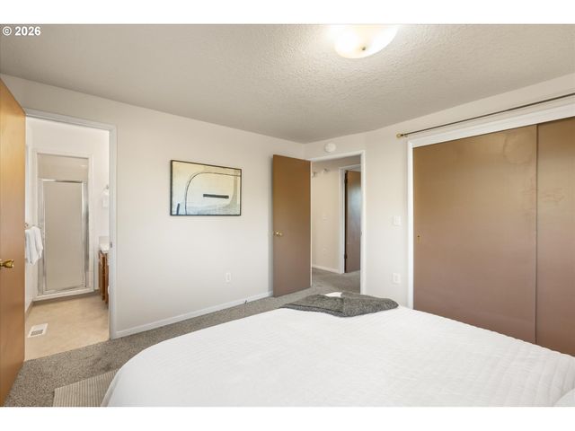 9972 Se 40TH Ave, Milwaukie, OR 97222