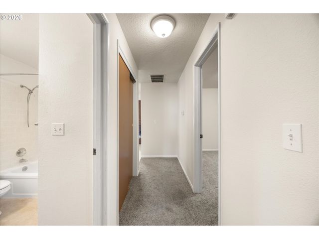 9972 Se 40TH Ave, Milwaukie, OR 97222