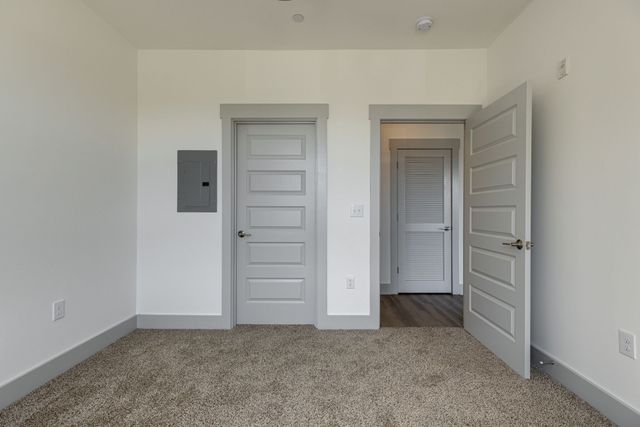 542 Southgate Ave Apt 210, Nashville, TN 37203