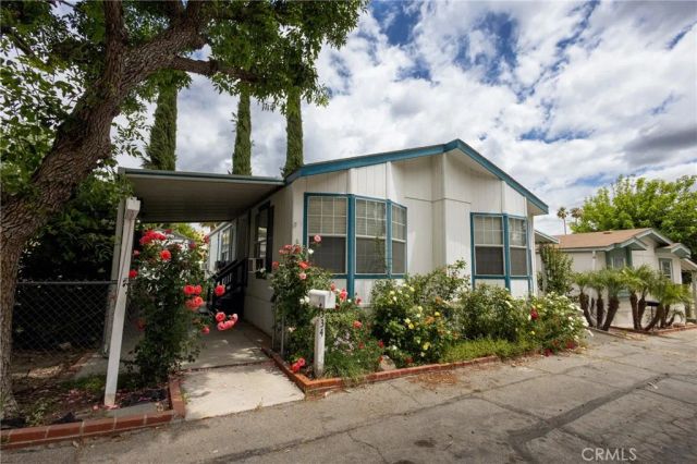 29021 Bouquet Canyon 334, Saugus, CA 91390
