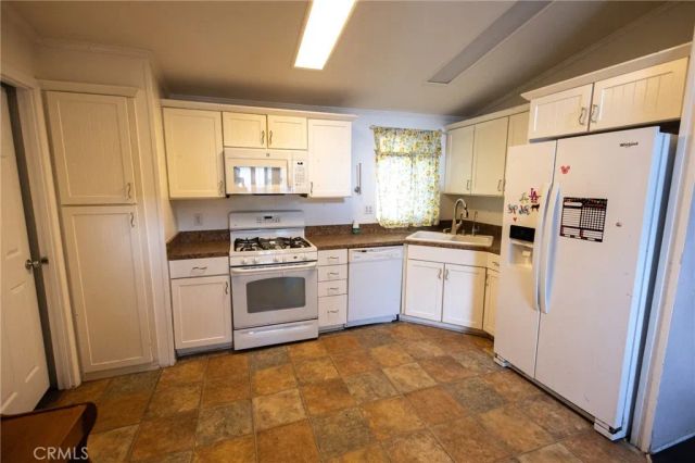 29021 Bouquet Canyon 334, Saugus, CA 91390