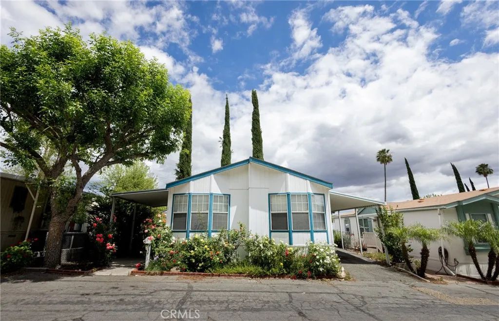 29021 Bouquet Canyon 334, Saugus, CA 91390