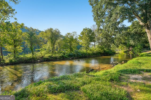 1017 Riverbend Club Drive SE 17, Atlanta, GA 30339