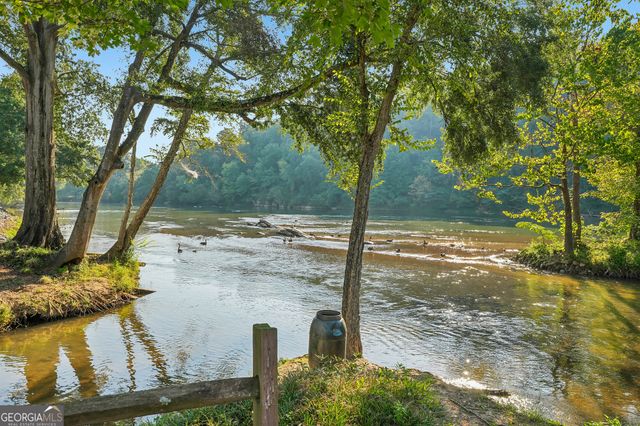 1017 Riverbend Club Drive SE 17, Atlanta, GA 30339