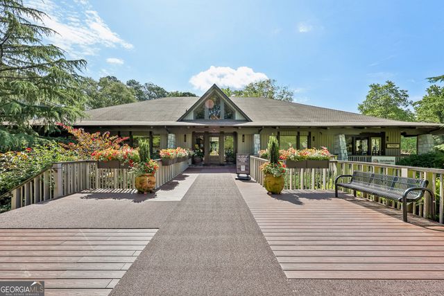 1017 Riverbend Club Drive SE 17, Atlanta, GA 30339