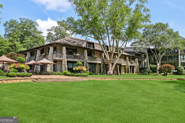 1017 Riverbend Club Drive SE 17, Atlanta, GA 30339