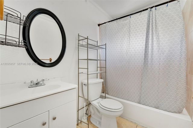 129-131 SE 5th Street, Hallandale Beach, FL 33009