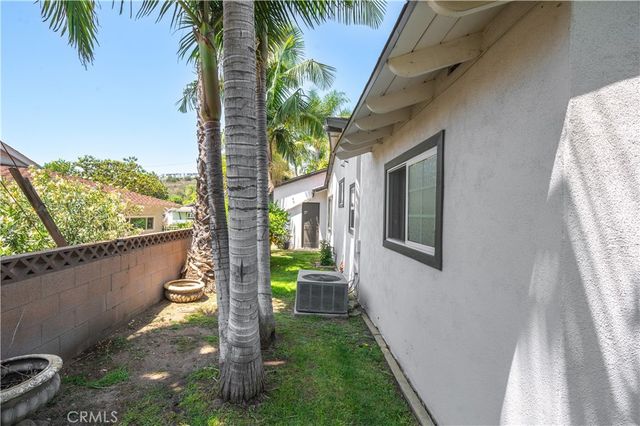 1012 N Scott Avenue, Montebello, CA 90640