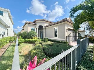 320 SE Fascino Circle, Port St Lucie, FL 34984