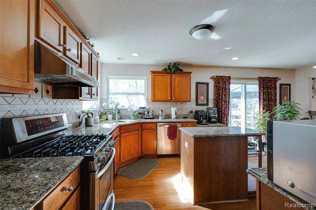 50233 Venice Court, Northville, MI 48168