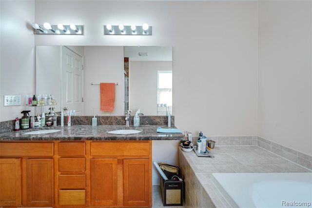 50233 Venice Court, Northville, MI 48168