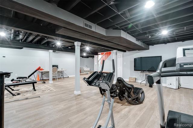 50233 Venice Court, Northville, MI 48168