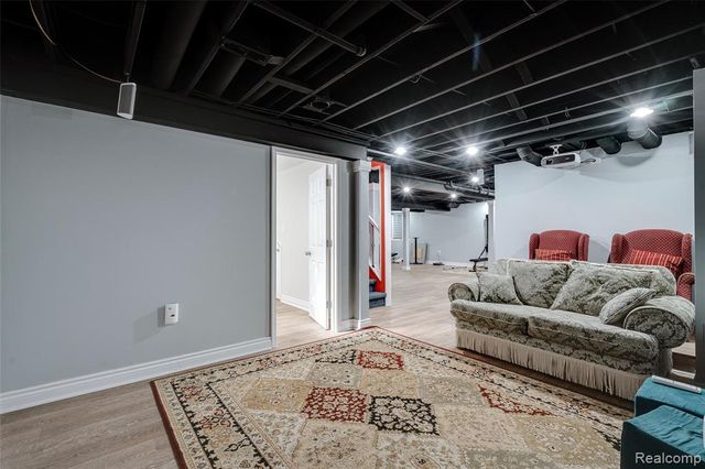 50233 Venice Court, Northville, MI 48168