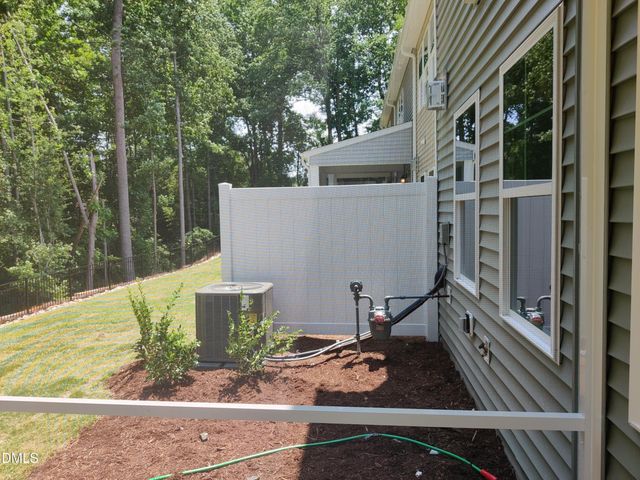 216 Hiking Hl Lane, Garner, NC 27529