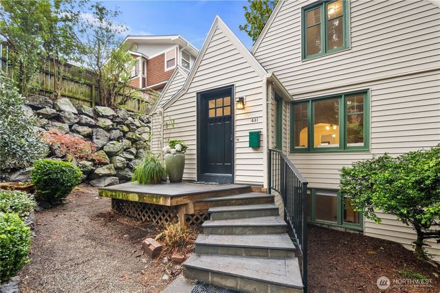 421 N 40th Street, Seattle, WA 98103