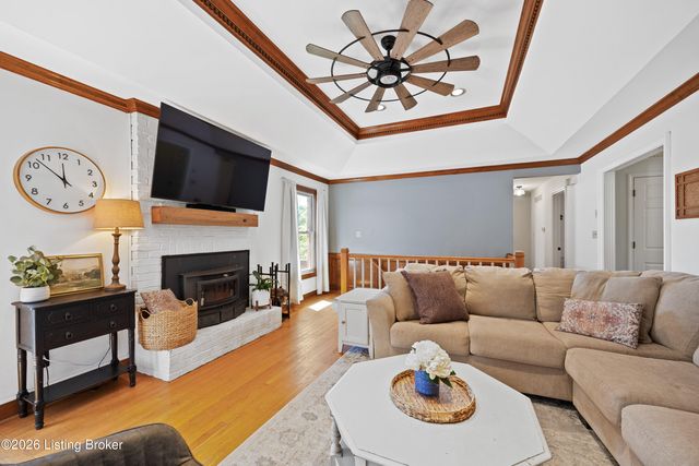 5241 Orphan Ln, Shelbyville, KY 40065