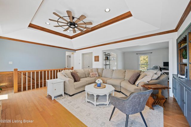 5241 Orphan Ln, Shelbyville, KY 40065