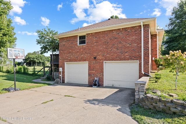 5241 Orphan Ln, Shelbyville, KY 40065