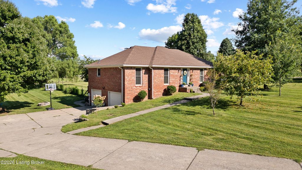 5241 Orphan Ln, Shelbyville, KY 40065