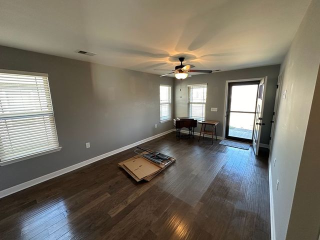 132 Cherry St, Lebanon, TN 37087