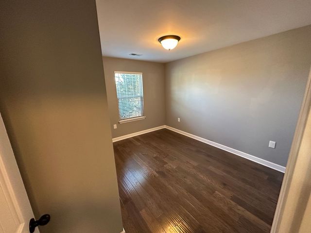 132 Cherry St, Lebanon, TN 37087