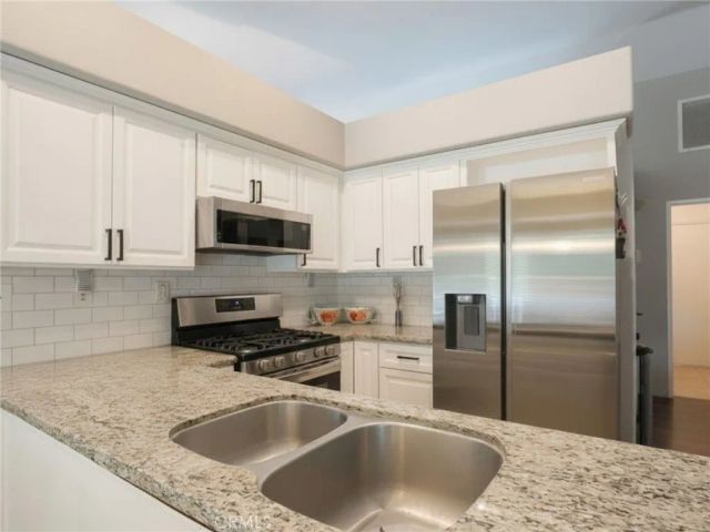 69320 Cypress Road, Cathedral City, CA 92234