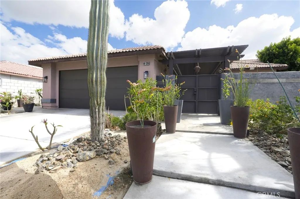 69320 Cypress Road, Cathedral City, CA 92234