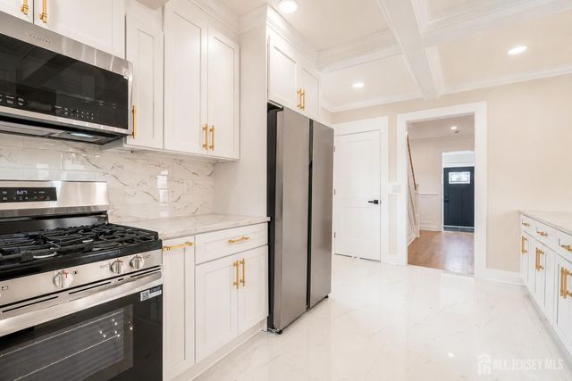 137 Cooper Avenue, Iselin, NJ 08830