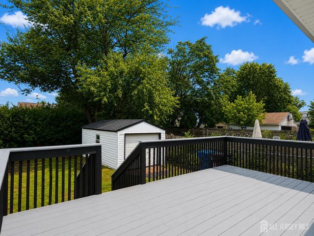 137 Cooper Avenue, Iselin, NJ 08830