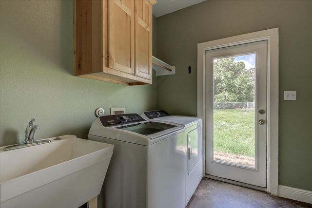 118 Saddle CT, Bastrop, TX 78602