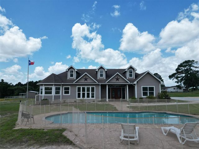 118 Saddle CT, Bastrop, TX 78602