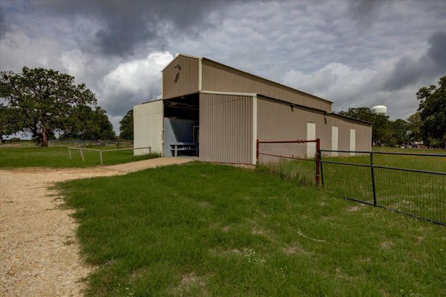 118 Saddle CT, Bastrop, TX 78602