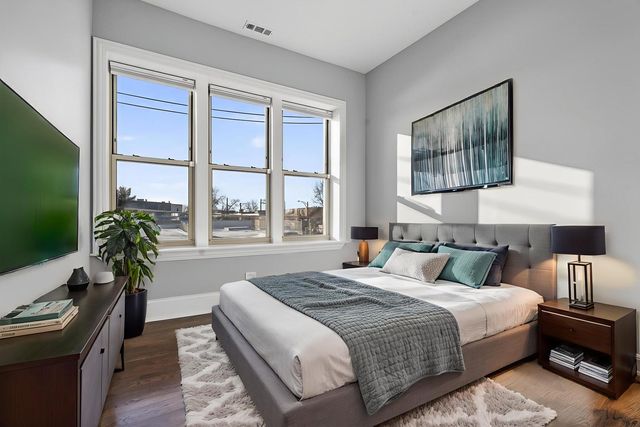 4646 S PRAIRIE Avenue 2S, Chicago, IL 60653