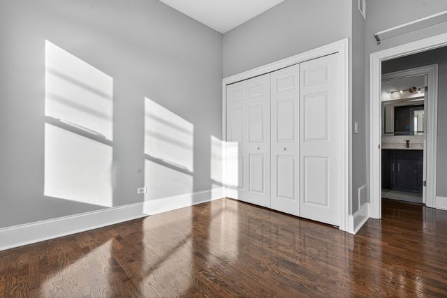4646 S PRAIRIE Avenue 2S, Chicago, IL 60653