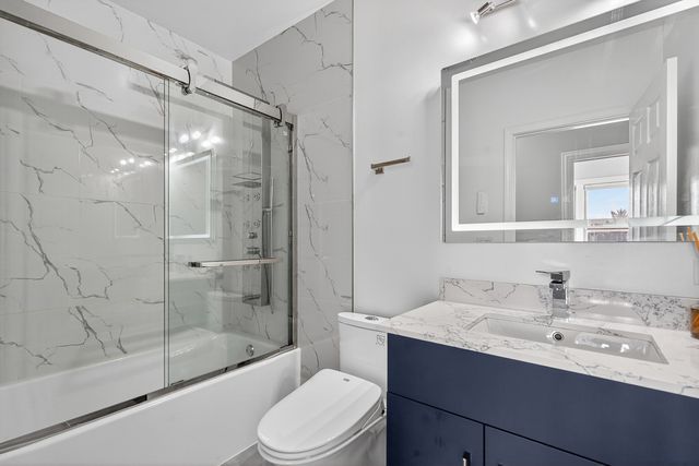 4646 S PRAIRIE Avenue 2S, Chicago, IL 60653