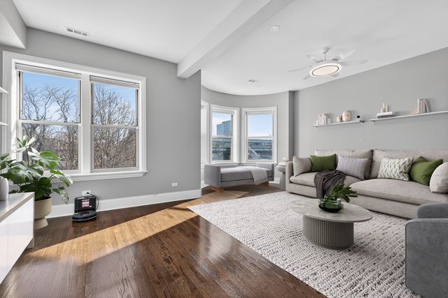 4646 S PRAIRIE Avenue 2S, Chicago, IL 60653
