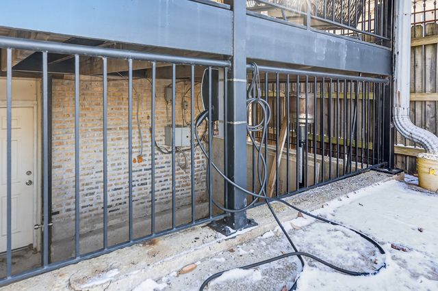 4646 S PRAIRIE Avenue 2S, Chicago, IL 60653