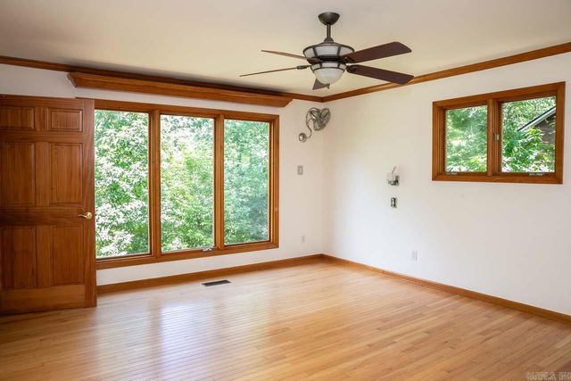 17 River Valley Rd, Little Rock, AR 72227