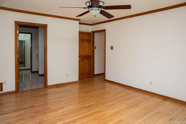 17 River Valley Rd, Little Rock, AR 72227