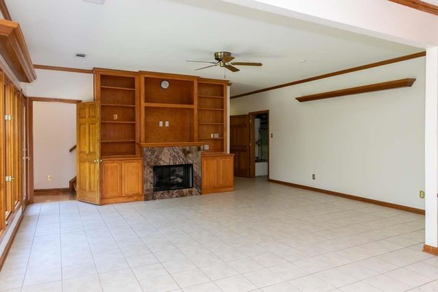 17 River Valley Rd, Little Rock, AR 72227