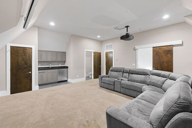 906 Lynnwood Blvd, Nashville, TN 37205