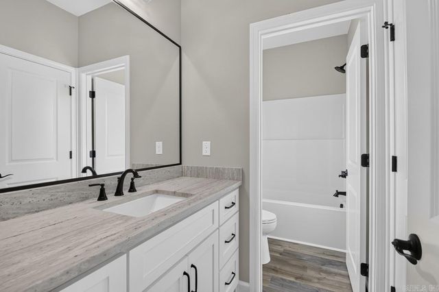 2115 Sable Oaks, Bryant, AR 72022