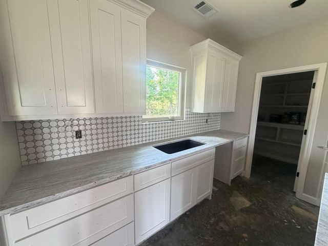 2115 Sable Oaks, Bryant, AR 72022