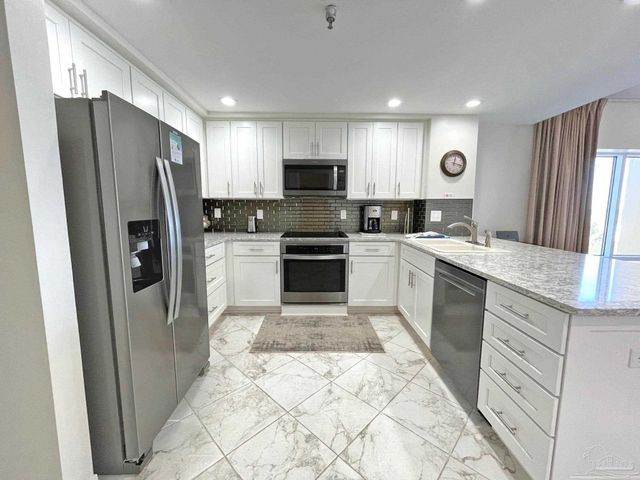 22 Via Deluna Dr 101, Pensacola Beach, FL 32561