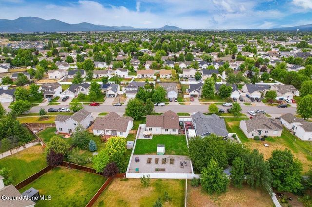 2560 W Elmwood DR, Coeur D'alene, ID 83815