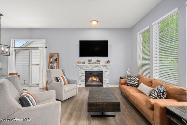 2560 W Elmwood DR, Coeur D'alene, ID 83815