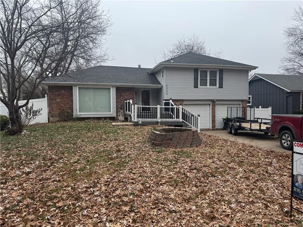 8920 W 95th Terrace, Overland Park, KS 66212